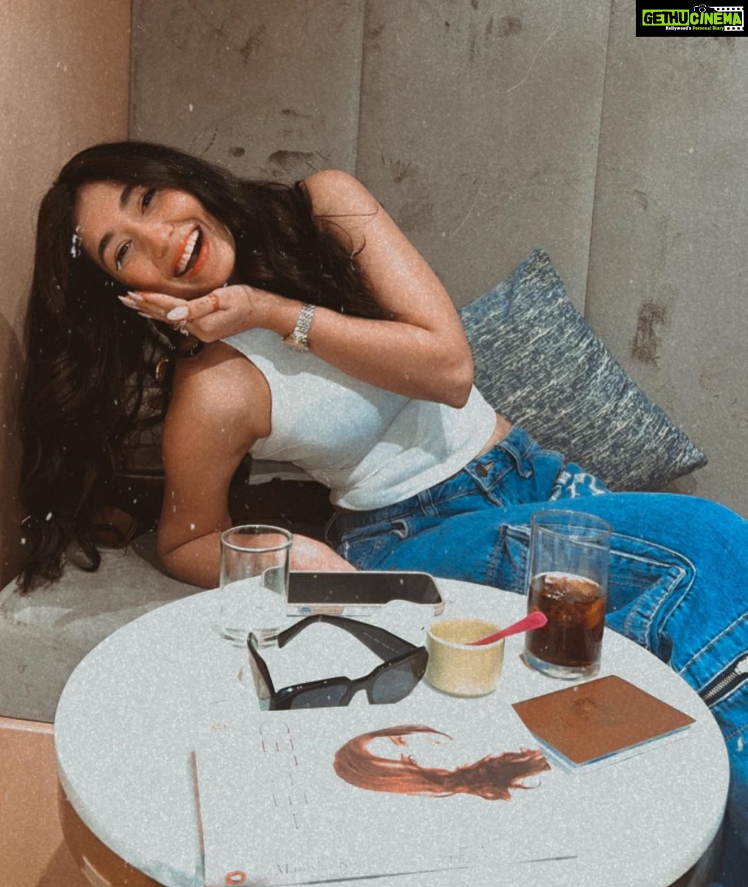 Aanchal Sharma Instagram - When in doubt, just strike a pose and hope for the best🤪 📸 @apekshyadawadi 🫶
