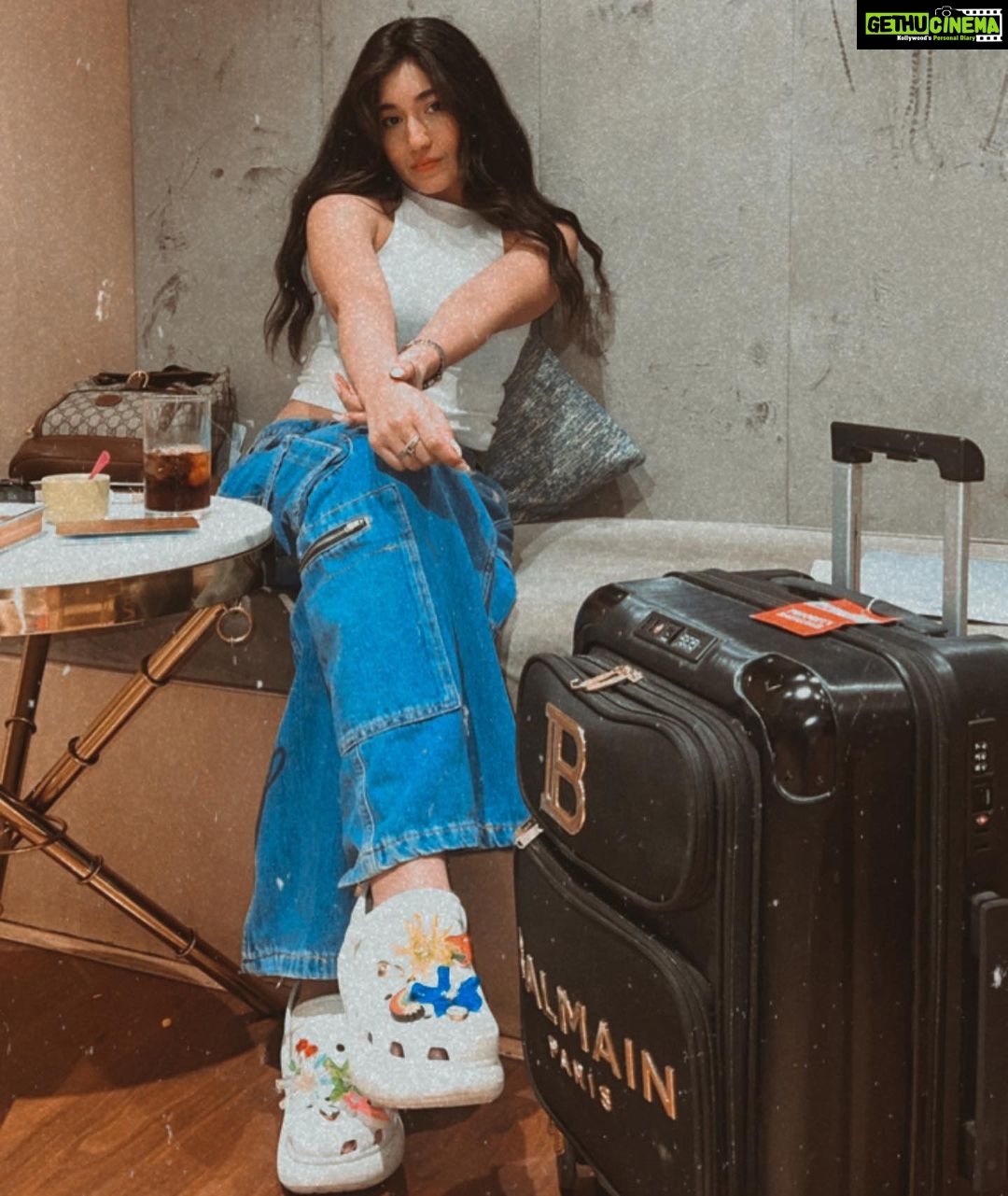 Aanchal Sharma Instagram - When in doubt, just strike a pose and hope for the best🤪 📸 @apekshyadawadi 🫶
