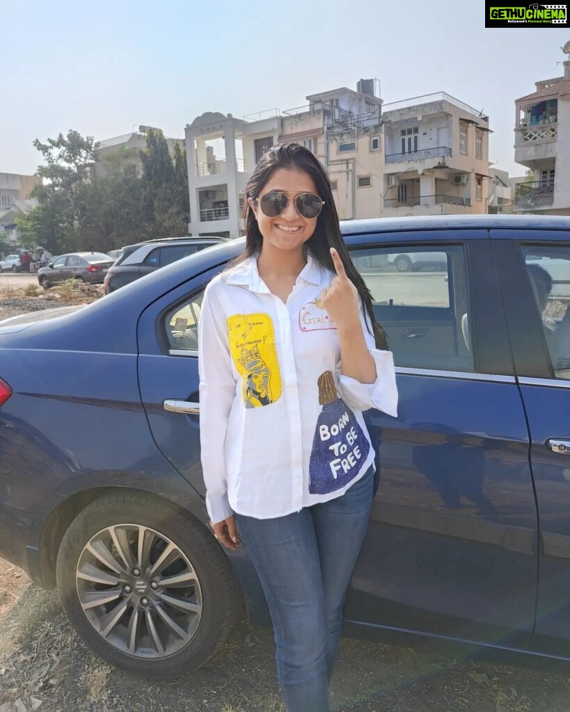 Aarohi Patel Instagram - Your vote is your power as well as a responsibility as a citizen. Don't waste it 🤍