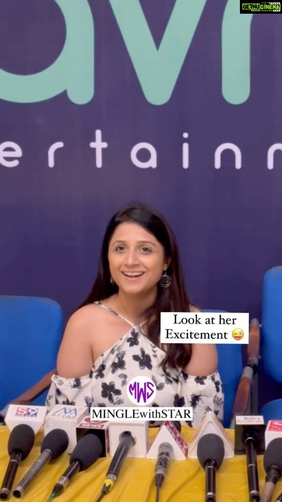 Aarohi Patel Instagram - #MWSExclusive Aarohi Patel excited to announce her film #AjabRatNiGajabVat. We wish her all the best for her new journey 🙌🏻📽️ #MingleWithStar #AarohiPatel #BhavyaGandhi #NewMovieAlert #FilmAnnouncement #trendingreels