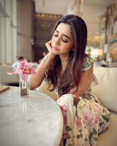Aarthi Instagram - It’s always better when we’re together… 🌸🌸