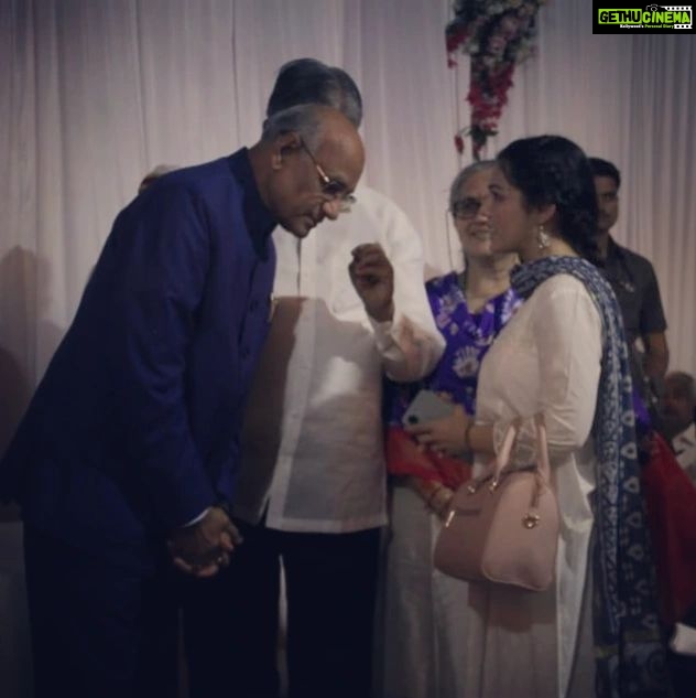 Aarya Ambekar Instagram - Had the privilege of meeting and interacting with the hon. Governer of Maharashtra, Shri. Ramesh Bais ji and hon. Minister Shri. Chandrakant Patil ji on the occasion of Independence Day. @rameshbaisofficial @chdadapatil Raj Bhavan (Pune)
