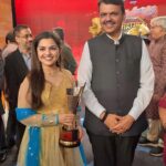 Aarya Ambekar Instagram – Thank you soo much @news18lokmat for the special award for Bai Ga. It was an honor to receive it at the hands of hon. Shri @sudhir.mungantiwar ji and in the presence of hon. Shri @devendra_fadnavis ji.😊🙏🏻 @lokmat family has always been supportive and how!🤗❤️🧿
Outfit : @fragrance_designs
Designed by : @paragjaysingpure Yashwantrao Chavan Centre
