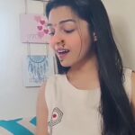 Aarya Ambekar Instagram - महाराष्ट्र भूमी ही जन्मभूमी 🚩🚩 महाराष्ट्र दिनाच्या सर्वांना हार्दिक शुभेच्छा!!! Ukulele used - @kalabrandmusic Makala Soprano Ukulele with EQ (MK-SE). Instagram Filter used - Marathi Mulgi!!. Watch the full video on my YouTube Channel #AaryaSAOfficial . . . ___ #ukulelecovers #ukulelemarathisongs #maharashtradin #kalaukuleles #makalasoprano #ajayatul #shriranggodbole #swapnilbandodkar #aaryaambekar