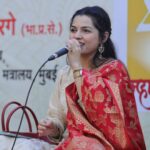Aarya Ambekar Instagram - ⚫🧿Speechless and overwhelmed by the extraordinary, massive turnout at my #SoloConcert in Nashik!🥹 Thank you for sharing my musical journey with me! Eternally grateful to God, to all the fans who I fondly call my extended family, to my guru, my cheerleader and my allrounder manager my mamma🥹🤗 and to my biggest supporter and source of positivity my dad!!!❤️⚫🧿 . . . #aaryaambekar #AALiveInConcert #soloconcert #nashik Nashik, Maharastra