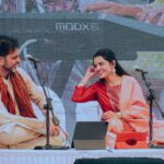 Aarya Ambekar Instagram - Always a privilege performing with @rahuldeshpandeofficial dada.😇🙏🏻 Diwali Pahat day 2 at Shivaji Park, Mumbai. . . . PC for pics 1 and 2 - @indiakashutter PC for pics 5,6,7 - @prasadtt1
