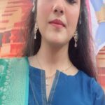 Aarya Ambekar Instagram - #AALiveinConcert #Soloconcert #panvel About 6000 people joining in for the concert (at 5.30 am.!!), singing my originals with me, giving me semi classical farmaishes and making my heart happy..is what I remember of my 1st day of Diwali!!! तुम्ही सगळ्यांनी माझ्या solo concert ला इतक्या प्रचंड प्रमाणात उपस्थित राहून आणि माझ्या गाण्यांना इतकी छान दाद देऊन, खरोखरीच माझी दिवाळी खूप सुखकर केलीत!! मनापासुन धन्यवाद!! . . . ___ #aaryaambekar #aaryaambekarsoloconcerts #aaliveinconcert #diwalipahat #panvel Pc of pic 1,2,3 - @as_production4924 Panvel,New Mumbai,Maharshta