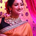 Aashika Padukone Instagram - மெழுகு Doll-uh நீ...அழகு School-uh நீ...!!!🤌🏻❤‍🔥👑 Zee Tamil குடும்ப விருதுகள் 2023 | Part 1 | November 5th, Sunday at 12.00pm. #ZeeTamilKudumbaVirudhugal2023 #ZTKV #ZTKV2023 #Ashikapadukone #Maari #ZeeTamil