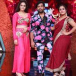 Aata Sandeep Instagram - Don’t Miss to watch our “MASS TRIO”entertainment dance act in #NeethoneDance #TeenKaTadka Round tomorrow at 9:00pm only on @starmaa @endemolshineind Thank you Satya 💕for amazing our act more beautiful💕 @jyothiraj_sandeep u rocked the performance 🔥🔥 Thanks to my choreographers @wong.choreographer @harinathshankar Special thanks to my team @springseenu @santhosh_jackson3131 @team_aatasandeep @freak_out117 Annapurna Studio Banjarahills