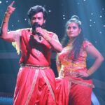 Aata Sandeep Instagram - Don’t Miss to watch our “Super Mega Power Star” Ramcharan Garu dance act in #NeethoneDance this Sunday at 9:00pm only on @starmaa Thanks to @endemolshineind Thanks to our choreographers @wong.choreographer @harinathshankar