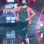 Aata Sandeep Instagram - Don’t Miss to watch “Neethone Dance” biggest reality show today at 6:00pm - 9:00pm on your favourite channel @starmaa. Don’t miss the “Mass Pataka”dance entry by me & jyothi🤙 #StarMaa #NeethoneDance #AataSandeepJyothi #Dance Thank you so much for beautiful costumes @lakshmiprasanna1129 @radhe_shyam_designer_studios @radheshyam_designer_studio Annapurna Studios