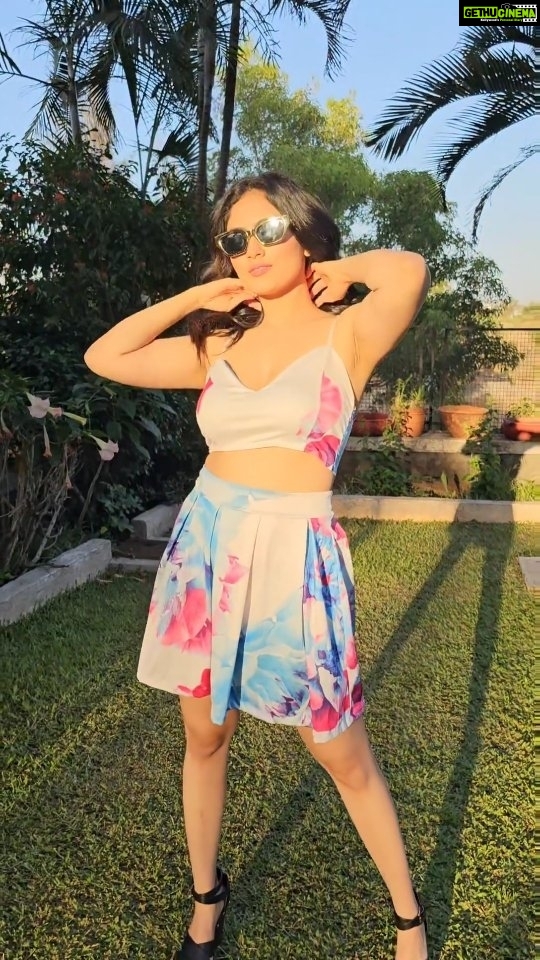 Aayushi Dholakia Instagram - JACKPOT !!! @aayushidholakia_ Found the most perfect floral dress and the BEST hair and makeup artist /stylist/photographer #alliinone @vanitapatelmakeovers . . . #celebritymakeupartist #travelstylist #missteeninternational #sun #fun #summer #floraldress #nofilter #effortless #fashion #style #beauty #dressgoals #lifeisbeautiful #instagood #instamood #instareels #trendingreels Lonavala !!!