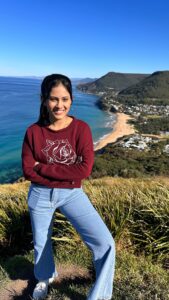 Aayushi Dholakia Instagram - always wanted to dance at a touristy location and Australia made it happen😋💃
📍 Stanwell Tops, Sydney 
.
.
.
.
.
#reels #Australia #dancetime #dancelovers #dance #moves