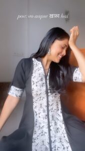 Aayushi Dholakia Instagram - maan gaye kya?💗
.
.
.
.
Choreography by- @rahulsharma.rg 
#reels #expression #dancetime #dancing #dancelovers