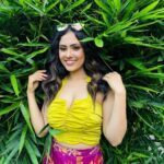 Aayushi Dholakia Instagram – it’s the grill season💗☀️☄️⛱️🍹
.
.
.
.
.
.
hmu- @vanitapatelmakeovers 
#springoutfits #springoutfitideas #ootddetails #summeroutfitideas #summeroutfit