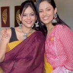 Aayushi Dholakia Instagram – does she even look like mom!?😍😩 
it’s your day mama and here’s to celebrating you everyday🫶🏻 the reason why I am here today is her and I’m forever grateful for her♾️💗
.
.
.
.
.
hair extensions from- @hairoriginals 
#reels #mothersdaylove #mothersday #daughterslove #mother #ilovemom #mymum