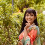 Aayushi Dholakia Instagram - If I were to be in a 70s film🎞️💖 . . . . HMU- @plumzstudio 📸- @wanderingwithdreamer #sareetime #lovesaree #iwearsaree #sareeday #traditionaloutfit #ethniclook #ethniclove