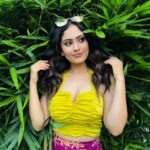 Aayushi Dholakia Instagram – it’s the grill season💗☀️☄️⛱️🍹
.
.
.
.
.
.
hmu- @vanitapatelmakeovers 
#springoutfits #springoutfitideas #ootddetails #summeroutfitideas #summeroutfit