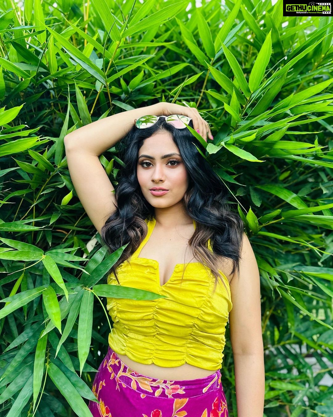 Aayushi Dholakia - 1.8K Likes - it’s the grill season💗☀️☄️⛱️🍹
.
.
.
.
.
.
hmu- @vanitapatelmakeovers
#springoutfits #springoutfitideas #ootddetails #summeroutfitideas #summeroutfit