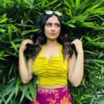 Aayushi Dholakia Instagram – it’s the grill season💗☀️☄️⛱️🍹
.
.
.
.
.
.
hmu- @vanitapatelmakeovers 
#springoutfits #springoutfitideas #ootddetails #summeroutfitideas #summeroutfit