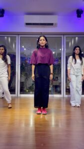 Aayushi Dholakia Instagram - all this time I’ve only walked on this song and never thought would ever dance to this but @harshkumarofficiall proved it wrong and how😍🤌🏻

🧠- @harshkumarofficiall 
📍- @tangerineartsstudio 
Song by- @salimmerchant @shrutipathak27 
@priyankachopra @kanganaranaut 

#reels #dancegoals #danceitout #dancetime #lovefordance #dancemood