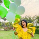 Aayushi Dholakia Instagram – This one is special, 25k followers on Instagram🌟🫶🏻

It had been long since I wasn’t seeing any growth on my page numerically, and was in a constant fix to make it better. Sometimes I blamed the algorithm or at times just thought that it’s not my day. But I kept going and continued creating what I love the most and we are here today🥰✨
Thank you for your constant love and support, long way to go♥️
Special mention to @pizzawalas.india for celebrating this milestone with me💛

#gratefullness #livealifeyoulove #grateful #25k #thankyoueveryone #thanksforyoursupport