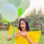 Aayushi Dholakia Instagram – This one is special, 25k followers on Instagram🌟🫶🏻

It had been long since I wasn’t seeing any growth on my page numerically, and was in a constant fix to make it better. Sometimes I blamed the algorithm or at times just thought that it’s not my day. But I kept going and continued creating what I love the most and we are here today🥰✨
Thank you for your constant love and support, long way to go♥️
Special mention to @pizzawalas.india for celebrating this milestone with me💛

#gratefullness #livealifeyoulove #grateful #25k #thankyoueveryone #thanksforyoursupport