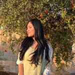 Aayushi Dholakia Instagram - 2023 mood check☀️🕶️ . . . #sunkissedskin #soakingupthesun #sunkissed #2023 #happynewyear #newyearmood Vadodara, Gujarat, India