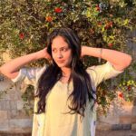 Aayushi Dholakia Instagram - 2023 mood check☀️🕶️ . . . #sunkissedskin #soakingupthesun #sunkissed #2023 #happynewyear #newyearmood Vadodara, Gujarat, India