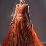 Aayushi Dholakia Instagram - Pari Hoon Main🧚 ✨ IM SORRY BUT I’M STILL NOT OVER THIS LOOK!!🤌🏻😍 . . . . Wearing- @amrinkhanofficial HMU- @plumzstudio Shot by- @artofpixels_studio Jewellery by- @zanzar_nx #fashionshoots #fashionmodeling #modelinglife #fashionmodel #modeling #womanmodel