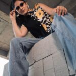Aayushi Dholakia Instagram - it’s all cool babessss😎👷‍♀️🔨🆒🕶️ . . . . . Top- @ekrang_ 📸- @dpandaproduction #myoutfit #easystyle #wearingtoday #lookbooks #outfitpic #modelposes