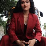 Aayushi Dholakia Instagram - Aaja meri gaadi mein baith jaa🛺⚡️💥 >>>Swipe till the last to see my gaadi😋 . . . . Wearing- @ekrang_ Captured by- @dpandaproduction HMU- @plumzstudio #fashionvibes #womanclothing #stylewoman #chicfashion #womenoutfits #womenoutfit