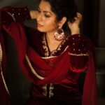 Abhidnya Bhave Instagram - ❤️🖤❤️🖤❤️ @rk_fotografo @makeupbyurmee