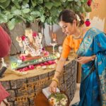 Abhidnya Bhave Instagram – 😌🙏Shree Swami Samarth  Ganpati bappa Moraya🙏😌

Khara hoi jaga shraddhes hit,
Kasa Hoshi thawin tu swami bhakti,
Aathav kitida dili tyanich Sath,
Nako dagmagu swami detil hath,
Ashakya hi shakya kartil swami🙏

#bestpartoftheyear
#missyouaaji😘