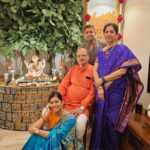 Abhidnya Bhave Instagram – 😌🙏Shree Swami Samarth  Ganpati bappa Moraya🙏😌

Khara hoi jaga shraddhes hit,
Kasa Hoshi thawin tu swami bhakti,
Aathav kitida dili tyanich Sath,
Nako dagmagu swami detil hath,
Ashakya hi shakya kartil swami🙏

#bestpartoftheyear
#missyouaaji😘