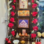 Abhidnya Bhave Instagram – 😌🙏Shree Swami Samarth  Ganpati bappa Moraya🙏😌

Khara hoi jaga shraddhes hit,
Kasa Hoshi thawin tu swami bhakti,
Aathav kitida dili tyanich Sath,
Nako dagmagu swami detil hath,
Ashakya hi shakya kartil swami🙏

#bestpartoftheyear
#missyouaaji😘