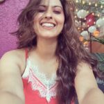 Abhidnya Bhave Instagram - Posting my own picture on gram this friendship day, kyonki main apni favourite hoon!😛🤣♥️😜 #photorepresentationof😜emoji #friendshipdayspecial #loveyourselffirst Some Where on Earth