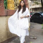 Abhidnya Bhave Instagram – ये ज़िंदगी है सहाब , उलझेंगे नहीं तो सुलझेंगे कैसे | बिखरेंगे नहीं तो निखरेंगे कैसे✨🧿💭

📸@rk_fotografo
😌@makeupbyurmee
👡 @zoukonline