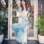 Abhidnya Bhave Instagram - What a happy memory looks like✨🌻🧚‍♀️ #dancingtothetunesoflife Photographer : @rk_fotografo Makeup : @makeupbyurmee Hair : @celebsmakeupbysejal Stylist/Designer : @chiffoungary_designandstyle X @garykaurk Location : @jlwamumbai X @picturenkraftofficial Managed by : @ankurghatge_