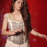 Abhidnya Bhave Instagram – 🧚‍♂️🧚‍♂️🧚‍♂️🧚‍♂️

#flashlightandexplosions

@kunal_mohite_photography 

@say_hardwell 

@style__by__pradnyaaaaa__

@digitallydiksha

@ashnavaswaniofficial

@itahdnura

@ankurghatge_