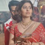 Abhidnya Bhave Instagram - Bhansali feels🧿⭐🌻💭 #picturessogoodtheyhadtomakeittothegram #baateinkuchankaheesi