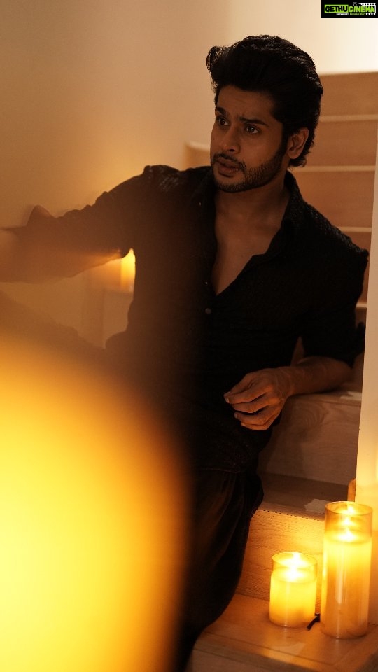Abhimanyu Dasani Instagram - Man in black 👽 for @mumbaifilmfestival . Outfit @rechannelfashions Styled by @anshikaav Assisted by @bhatia_tanisha Nita Mukesh Ambani Cultural Centre