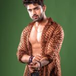 Abhishek Kumar Instagram - Mehnta Rang Laangiyaan 🤞🔥💪 Shirt : @larouge4all Studio : @influencer.city08
