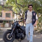 Abhishek Kumar Instagram - Somebody somewhere is praying to have atleast one thing you have right now. Please stop taking your blessings for granted 🤍 . . . #AbhishekKumar