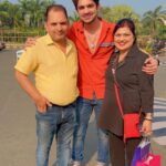 Abhishek Kumar Instagram – Felt “ SUKOON “ after so long in Mumbai ❤️🌎 
.
.
#MomDad #Family #MumbaiVisit #AbhishekKumar