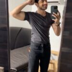Abhishek Kumar Instagram - Posting Some Shirtless Selfies 🔥 Last One Is My Favourite! #AbhishekKumar Mumbai, Maharashtra