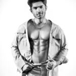 Abhishek Kumar Instagram - When you live for a strong purpose, then hard work isn’t an option. It’s a necessity 🔥 . . . 📸 @retouchbyhim @clickwitharjun 📍 @influencer.city08 #AbhishekKumar