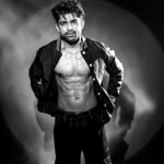 Abhishek Kumar Instagram - "Whenever I feel bad, I use that feeling to motivate me to work harder. I only allow myself one day to feel sorry for myself. When I'm not feeling my best, I ask myself, 'What are you going to do about it?' I use the negativity to fuel the transformation into a better me." . . 📸 @retouchbyhim 📍 @influencer.city08 #AbhishekKumar