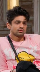 Abhishek Kumar Instagram - Ye baat shayad bht logo ke liye normal ho but , jo log abhishek ko bht time se follow kr rahe hai ya saalo se jante hai unhe pta hai is line ka importance in his life ,for abhishek ye bht badi baat hai wo bhi someone like @lokhandeankita ji ne boli, although we know abhishek is not 1% of sushant sir , but still for a fan this is a big moment and big complement for abhishek. A proper fan boy moment ❤️
Thanku 🙏
.
.
.
Outfit by:- @ayujafashion 
.
#abhishekkumar #abhishekavengers #bb17 #colorstv #jiocinema #endamoleshineindia #viacom