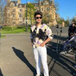 Abhishek Kumar Instagram – Hardwork : No one cares ☝️ 
Success : Everyone stares ✌️
.
.
.
#Shooting #Udaariyaan #londondiaries #AbhishekKumar #AmrikSinghVirk #outdoor #shoots #London #glasgow Park District, Glasgow